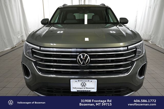 New 2026 Green Volkswagen 2.0T SE w/Technology image 15