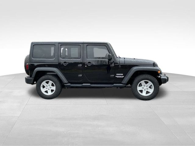 2017 Jeep Wrangler Unlimited Sport 19