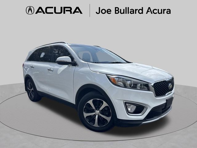 Snow White Pearl 2017 Kia Sorento SUV / Crossover Front-Wheel Drive 6-Speed Automatic