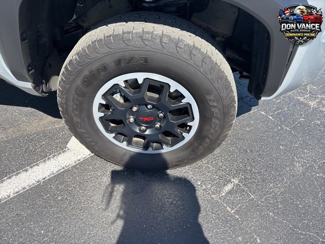 Celestial Silver Metallic 2024 Toyota Tacoma TRD Off-Road Double Cab 4WD Pickup Truck Four-Wheel Drive 8-Speed Automatic