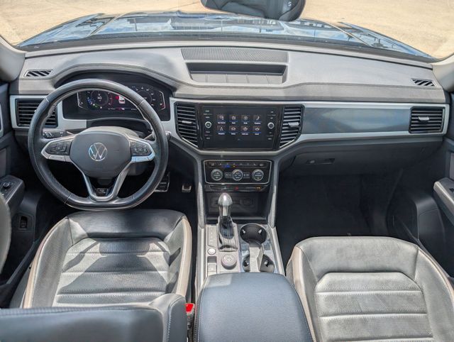Used 2022  Volkswagen 3.6L V6 SEL Premium R-Line image 26