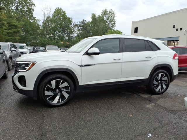 2026 Volkswagen Atlas Cross Sport - Image 3