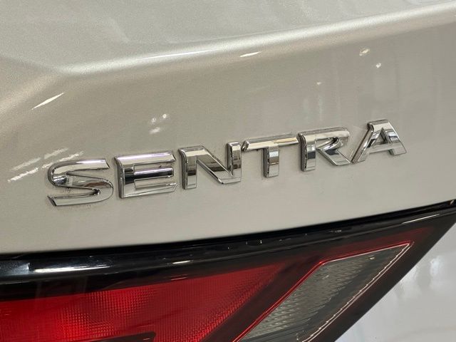 2022 Nissan Sentra SV 25