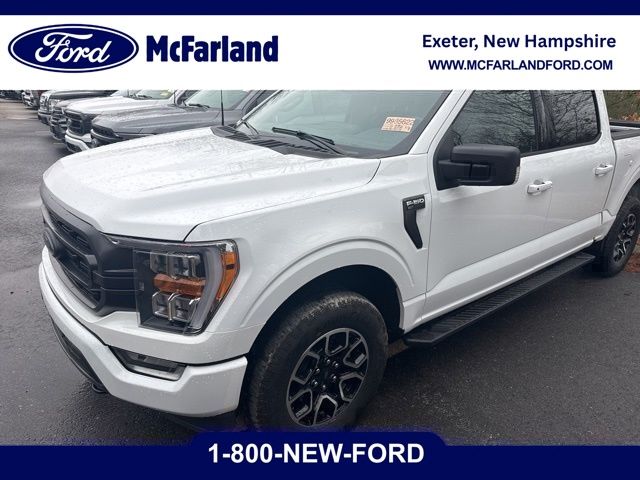 Oxford White 2023 Ford F-150 XLT SuperCrew 4WD Pickup Truck Four-Wheel Drive Automatic