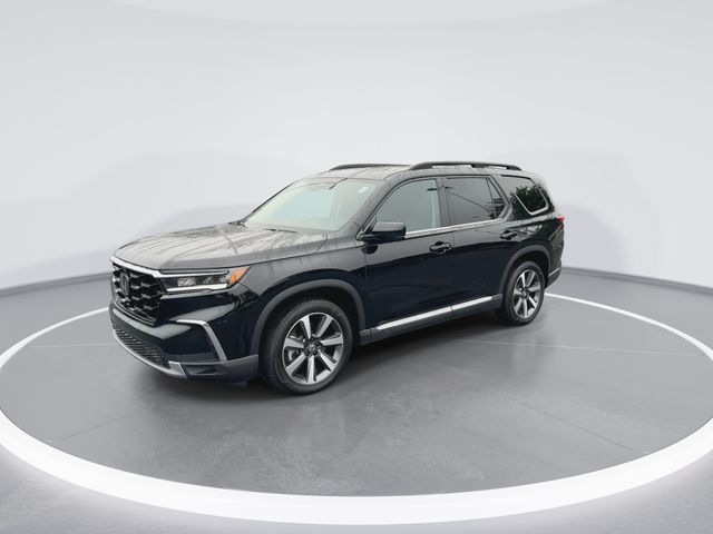 Used 2025 Honda Pilot SUV