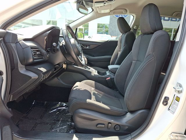 2024 Subaru Outback Premium White at Honda North