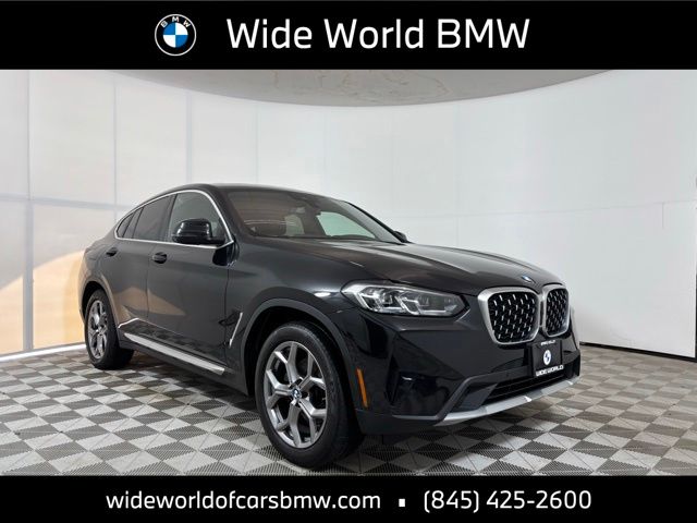 2023 BMW X4 xDrive30i