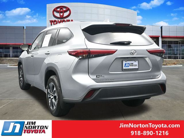 2021 Toyota Highlander XLE 7