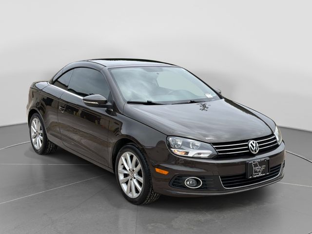 Brown Metallic 2013 Volkswagen Eos Komfort SULEV Convertible Front-Wheel Drive 6-Speed Dual Clutch
