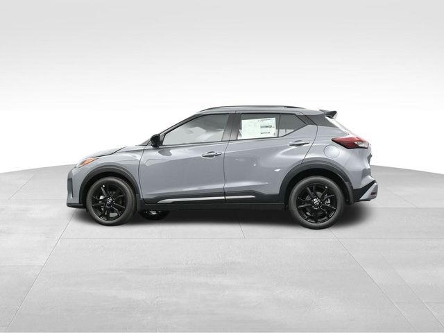 2024 Nissan Kicks SR 35