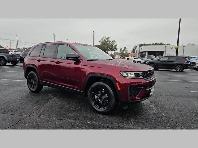 2026 Jeep Grand Cherokee Altitude 4x4