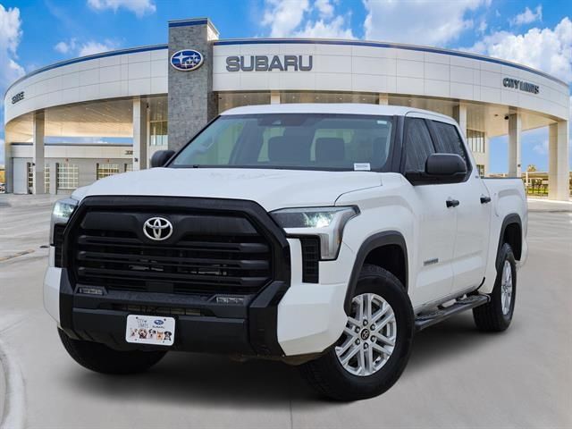 2022 Toyota Tundra SR5 CrewMax Cab 4WD