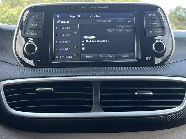 Used 2019 White Hyundai Sport image 19
