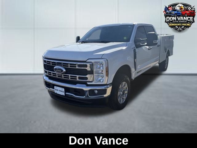 Oxford White 2024 Ford F-250 Super Duty XLT SuperCab 4WD Pickup Truck Four-Wheel Drive Automatic