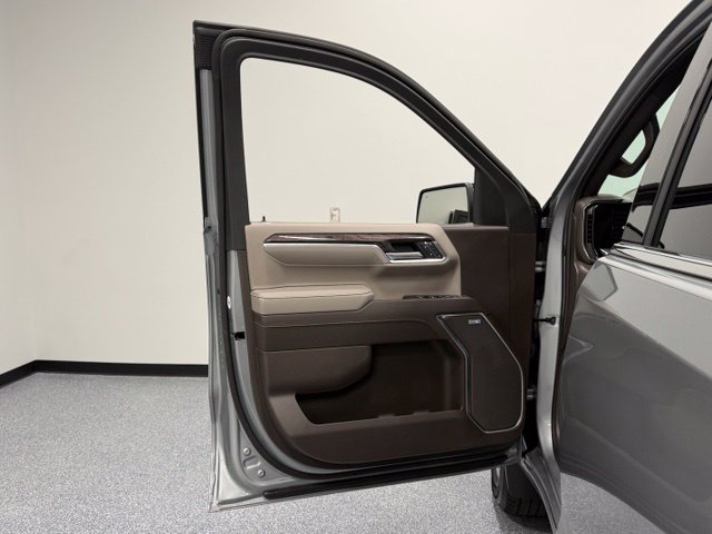 Used 2025 Gray Chevrolet LTZ image 11
