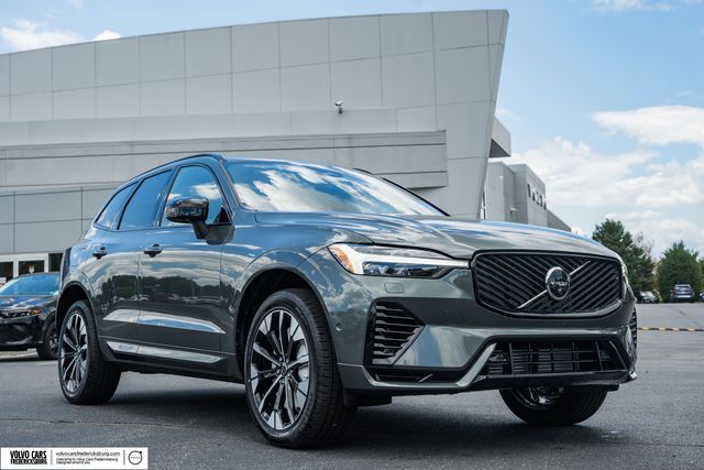 2026 Volvo XC60 Plug-In Hybrid T8 Plus