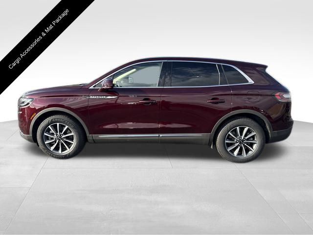 2022 Lincoln Nautilus Standard photo