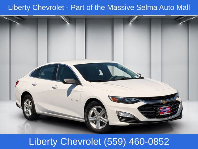Summit White 2022 Chevrolet Malibu Sedan Front-Wheel Drive Continuously Variable Transmission