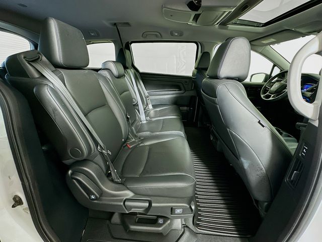 2023 Honda Odyssey Touring photo
