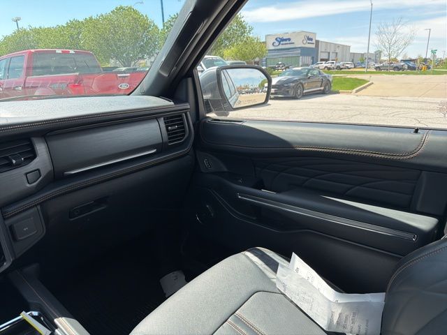 2023 Silver Metallic Ford Expedition Max Platinum 4X4 SUV