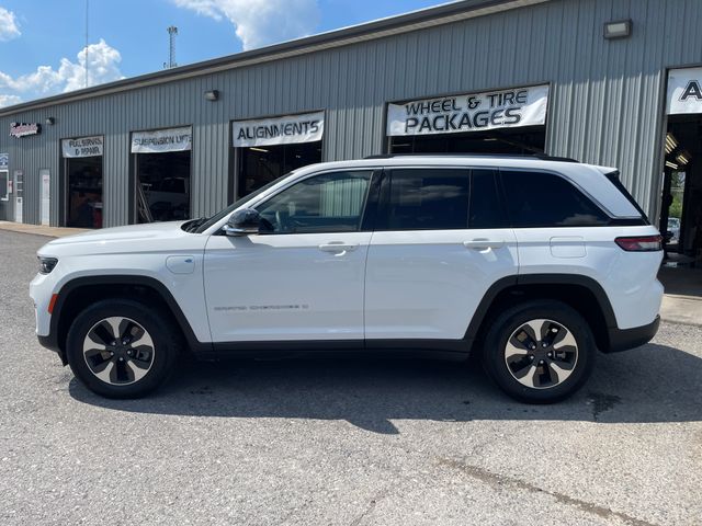 2023 Jeep Grand Cherokee 4xe - Bright White Clearcoat exterior view 4