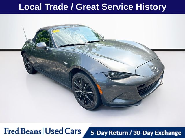 Machine Gray Metallic 2024 Mazda MX-5 Miata Convertible Rear-Wheel Drive 6-Speed Automatic