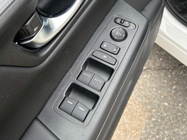 new 2026 Honda CR-V Hybrid car, priced at $40,705