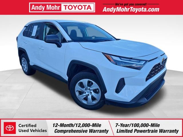 2024 Toyota RAV4 LE FWD