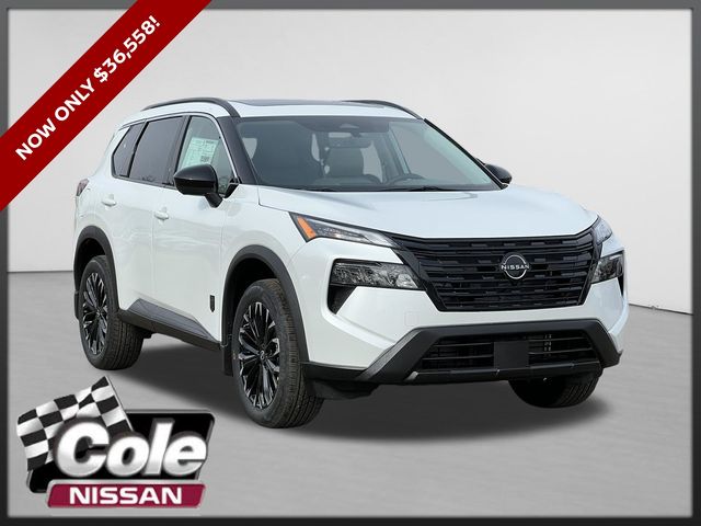 Everest White Pearl Tricoat 2026 Nissan Rogue Dark Armor AWD SUV / Crossover All-Wheel Drive Continuously Variable Transmission