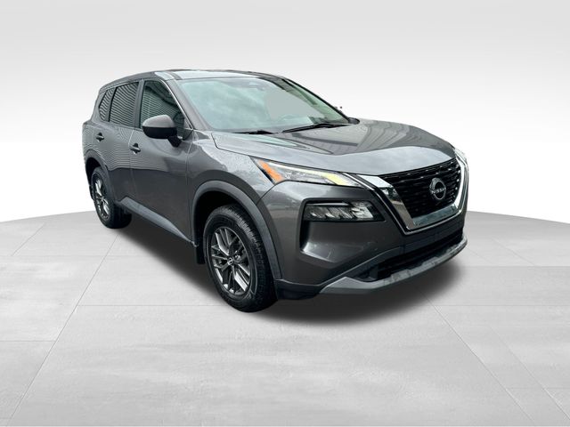 2022 Nissan Rogue S 2