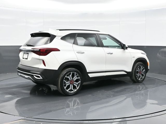 2022 Kia Seltos SX 9