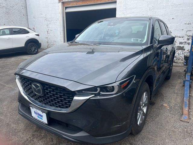 2023 Mazda CX-5 S Select Package Auto AWD's photo