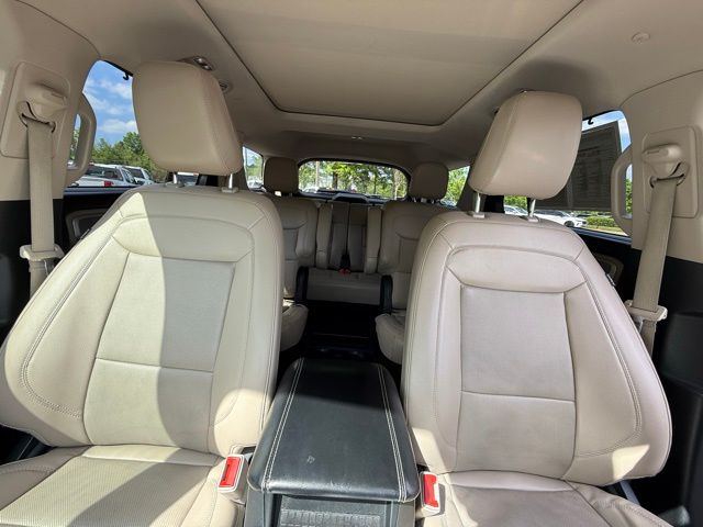 2021 Ford Explorer Limited photo