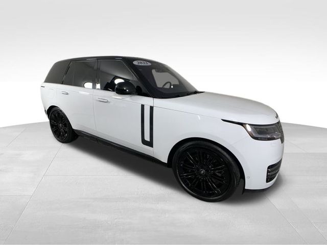 2023 Land Rover Range Rover SE 8