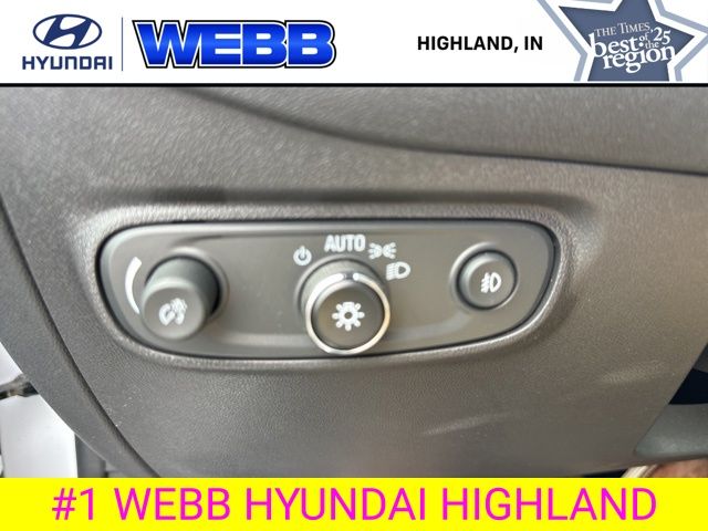 Used 2024 White Chevrolet Premier image 50