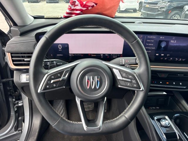 Used 2025 Buick Envision SUV