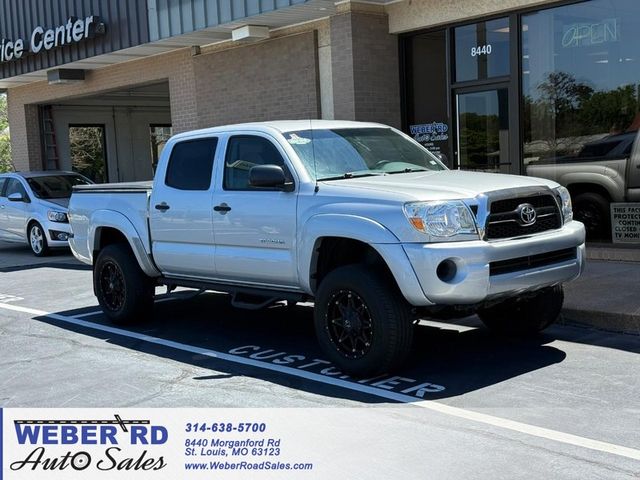 Silver Streak Mica 2011 Toyota Tacoma PreRunner Double Cab Pickup Truck 4X2 4-Speed Automatic Overdrive