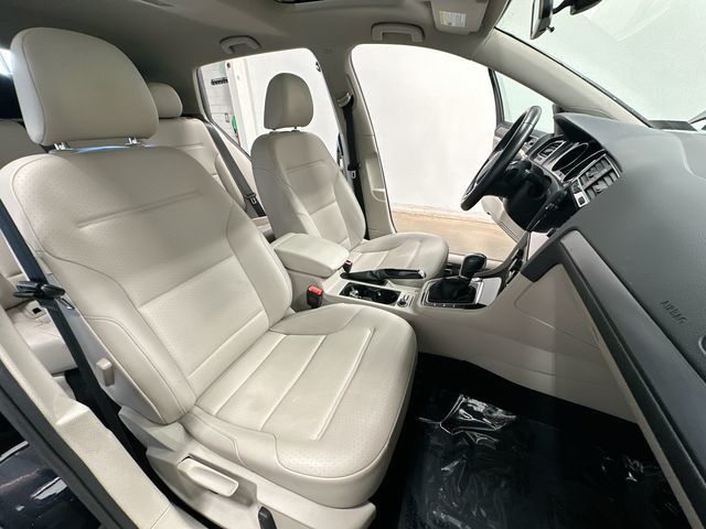 2019 Volkswagen Golf TSI SE 4-Door Black at Rafferty Subaru