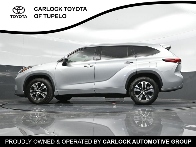 2021 Toyota Highlander XLE 42