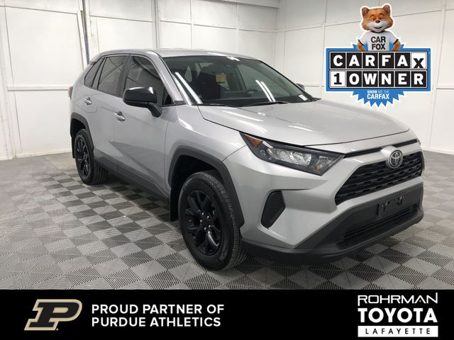 2022 Toyota RAV4 LE 8