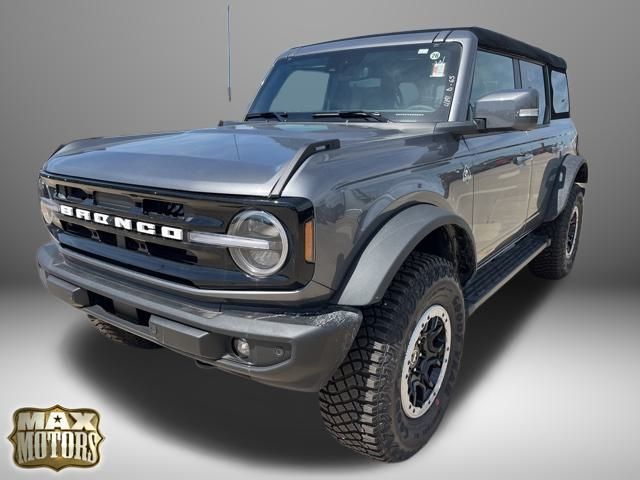 2024 Ford Bronco Outer Banks 9