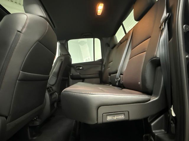 Certified Used 2023 Black Honda Black Edition image 19