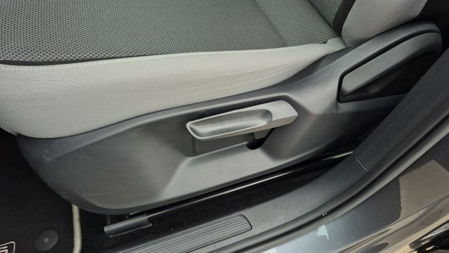 2023 Volkswagen Taos