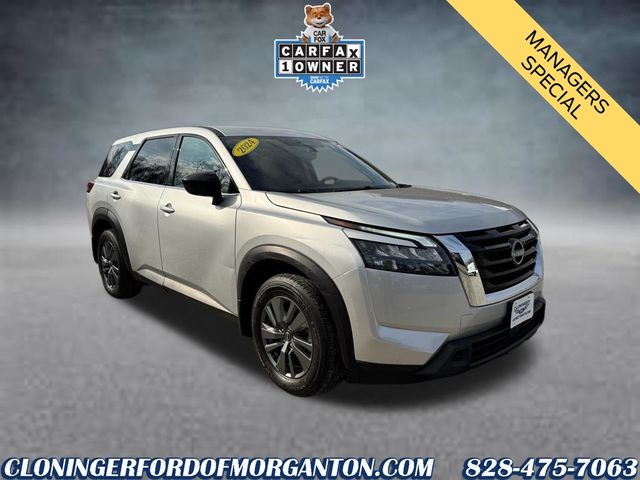 Brilliant Silver Metallic 2024 Nissan Pathfinder S 4WD SUV / Crossover All-Wheel Drive 9-Speed Automatic