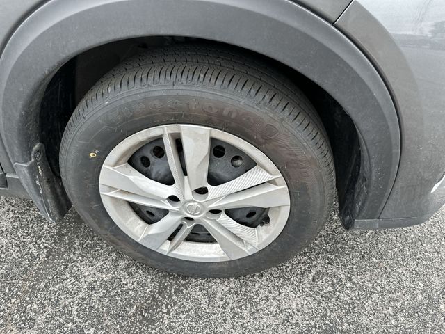 Used 2024 Gray Nissan S image 20