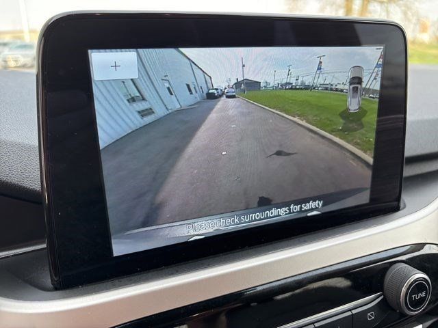 2020 Ford Escape SE Sport Hybrid photo