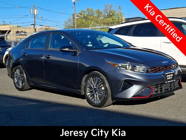 Gravity Gray 2024 Kia Forte Sedan Front-Wheel Drive Continuously Variable Transmission