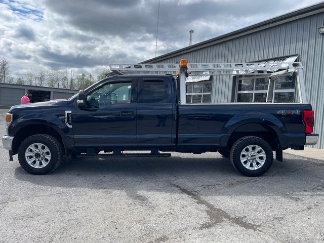 2022 Ford F-250SD XLT - Blue Metallic exterior view 4