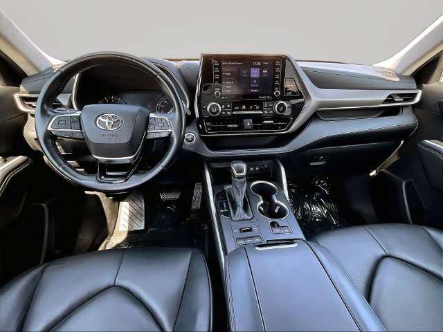 Used 2020 Toyota Highlander SUV
