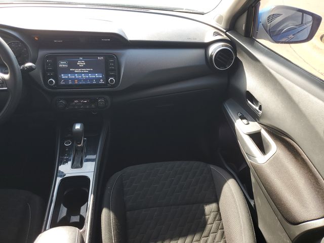 Used 2022 Blue Nissan SV image 30